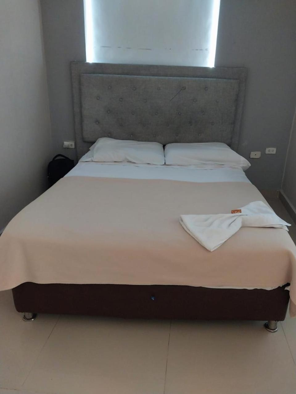Villa Mary Hostal Баранкила Екстериор снимка
