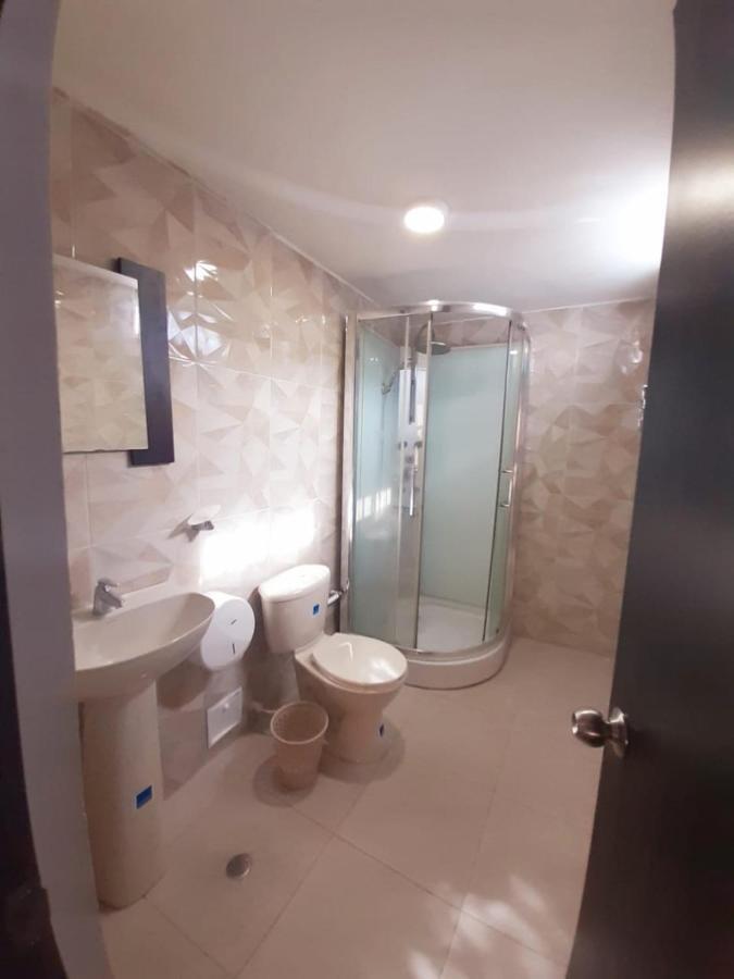 Villa Mary Hostal Баранкила Екстериор снимка
